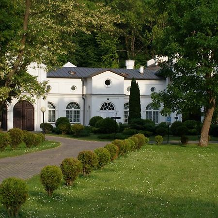 Bed and Breakfast Roskosz Zespol Dworsko Parkowy Biała Podlaska Exteriér fotografie