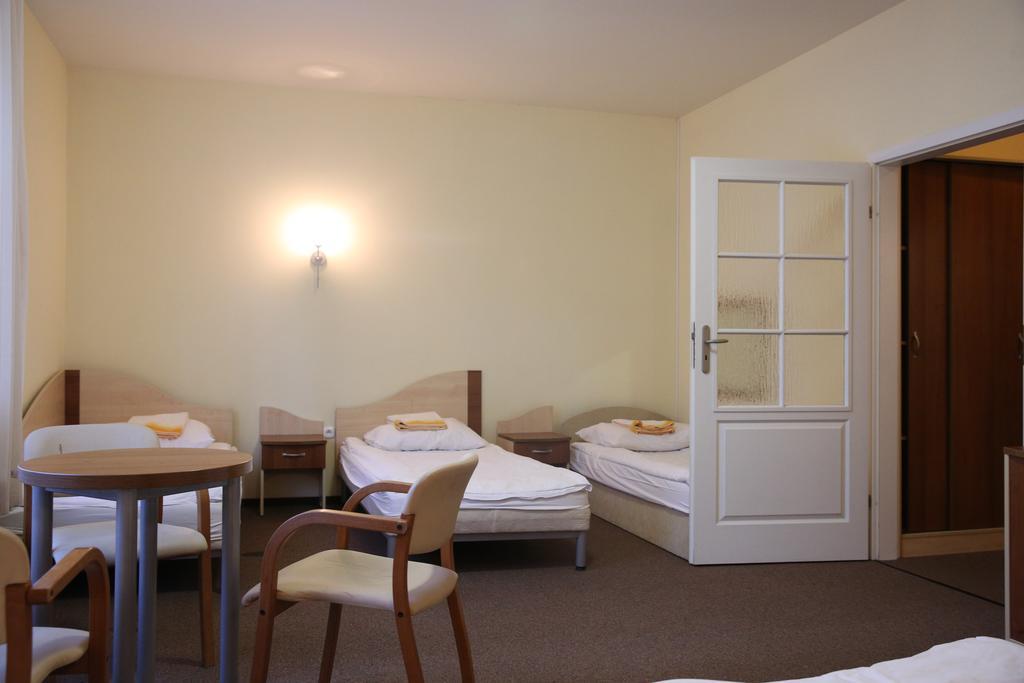 Bed and Breakfast Roskosz Zespol Dworsko Parkowy Biała Podlaska Exteriér fotografie