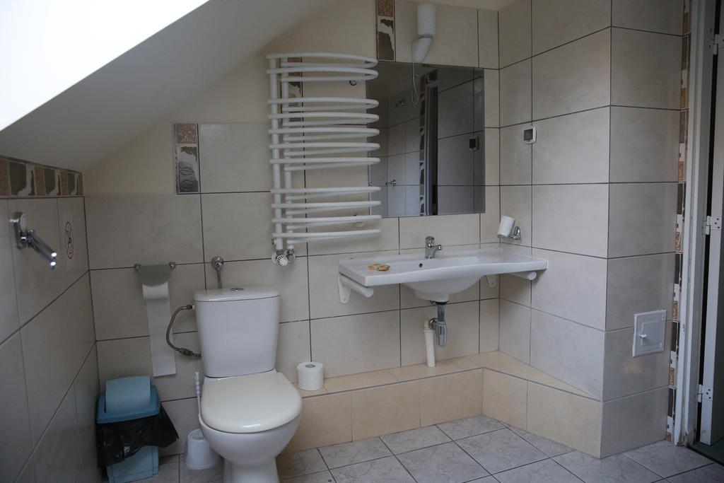 Bed and Breakfast Roskosz Zespol Dworsko Parkowy Biała Podlaska Exteriér fotografie