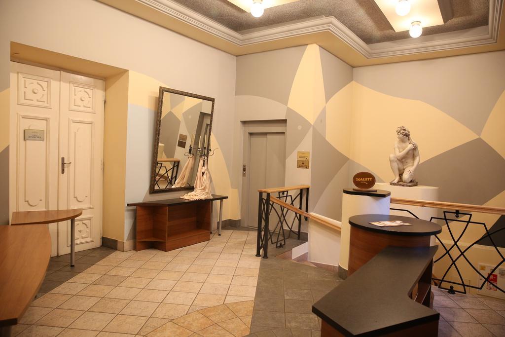 Bed and Breakfast Roskosz Zespol Dworsko Parkowy Biała Podlaska Exteriér fotografie