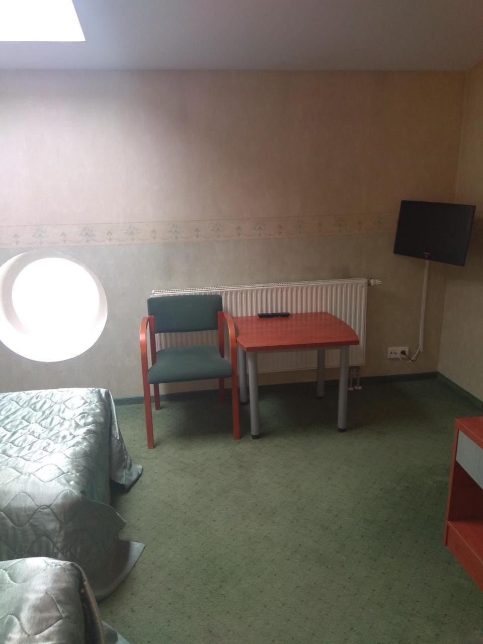 Bed and Breakfast Roskosz Zespol Dworsko Parkowy Biała Podlaska Exteriér fotografie