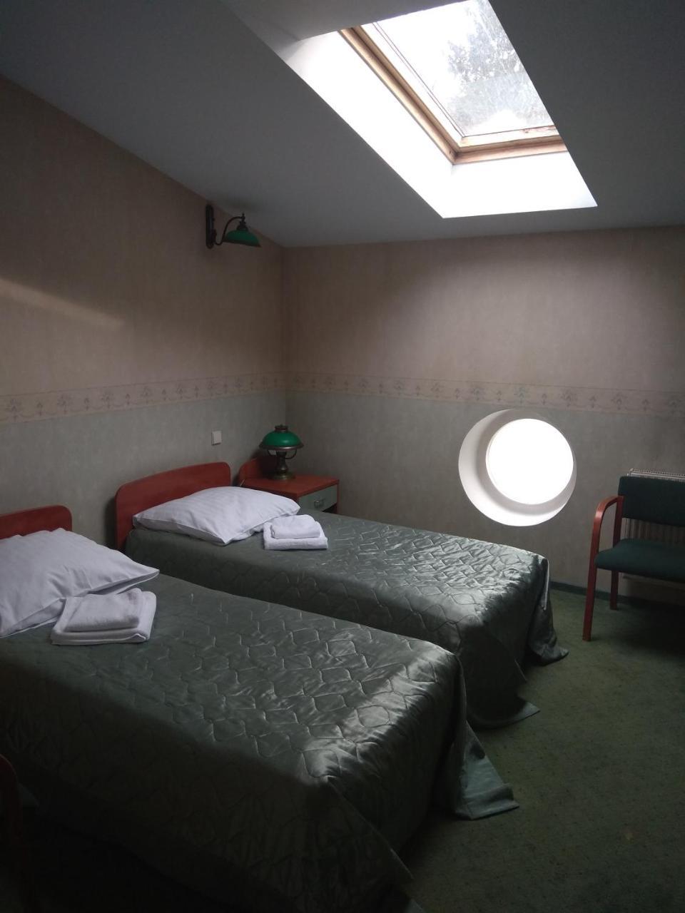 Bed and Breakfast Roskosz Zespol Dworsko Parkowy Biała Podlaska Exteriér fotografie