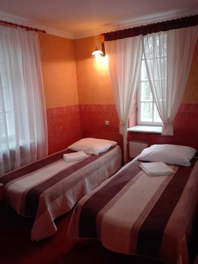 Bed and Breakfast Roskosz Zespol Dworsko Parkowy Biała Podlaska Exteriér fotografie