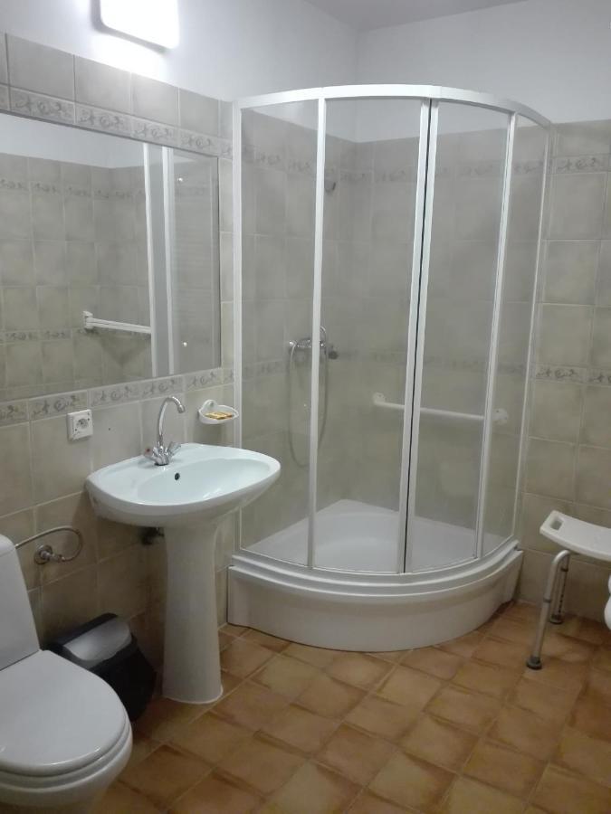 Bed and Breakfast Roskosz Zespol Dworsko Parkowy Biała Podlaska Exteriér fotografie